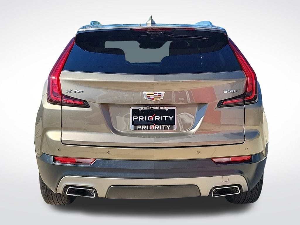 Thumbnail: 2020 Cadillac XT4 - 4