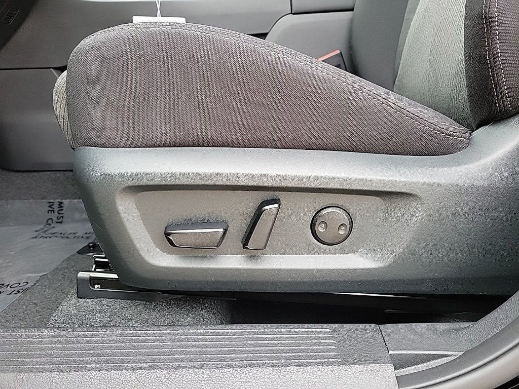 Thumbnail: 2026 Nissan Rogue - 13