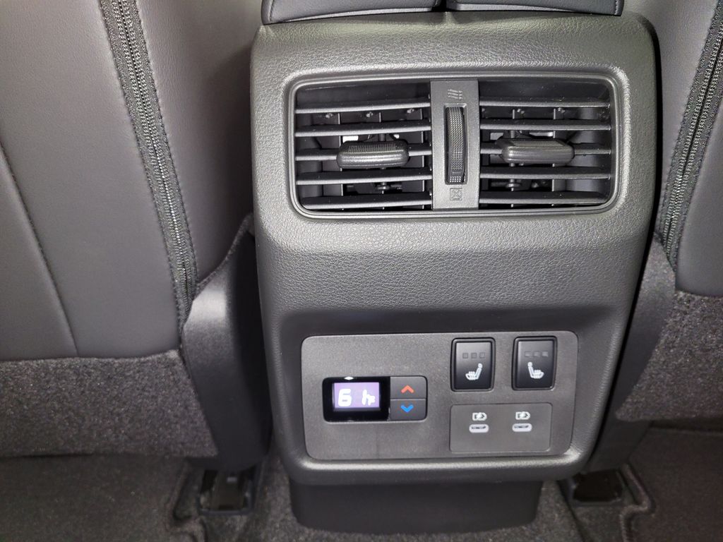 Thumbnail: 2026 Nissan Rogue - 19