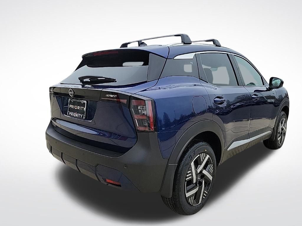 Thumbnail: 2026 Nissan Kicks - 4