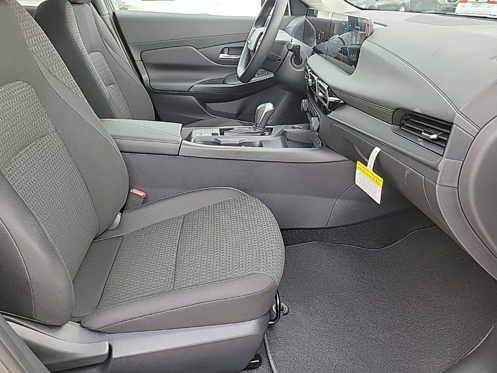 Thumbnail: 2026 Nissan Sentra - 16