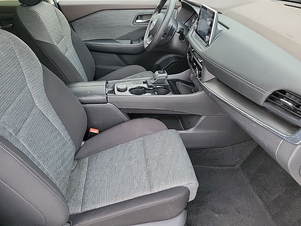 Thumbnail: 2023 Nissan Rogue - 15