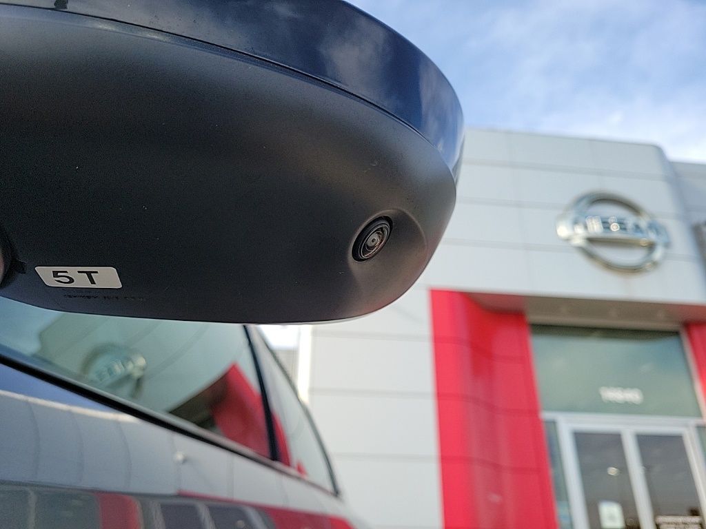 Thumbnail: 2023 Nissan Ariya - 9