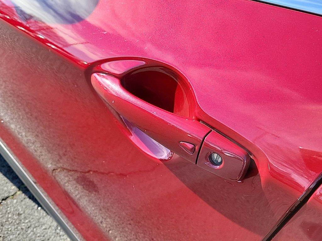 Thumbnail: 2020 Nissan Rogue Sport - 8