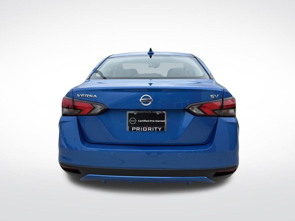 Thumbnail: 2022 Nissan Versa - 4