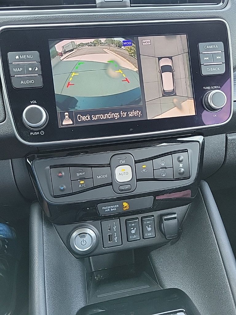 Thumbnail: 2023 Nissan Leaf - 22