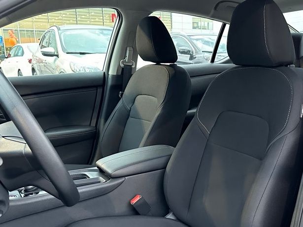 Thumbnail: 2025 Nissan Sentra - 12