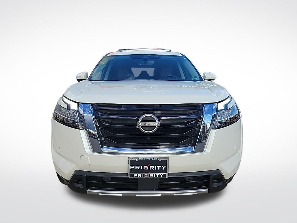 Thumbnail: 2023 Nissan Pathfinder - 7