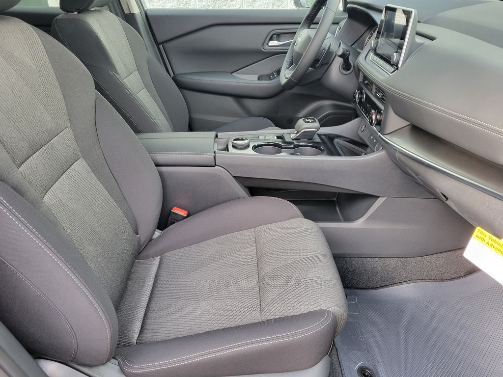 Thumbnail: 2026 Nissan Rogue - 15