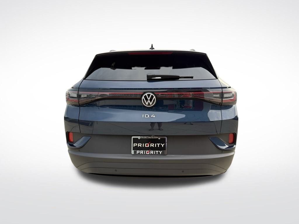 Thumbnail: 2023 Volkswagen ID.4 - 4