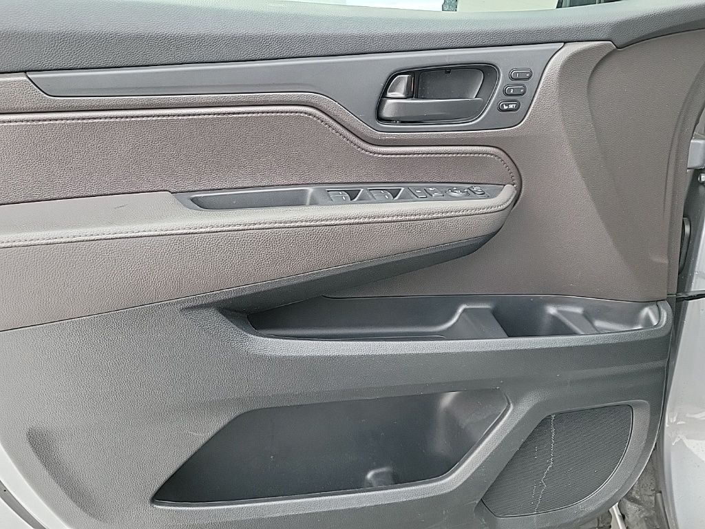 Thumbnail: 2023 Honda Odyssey - 33