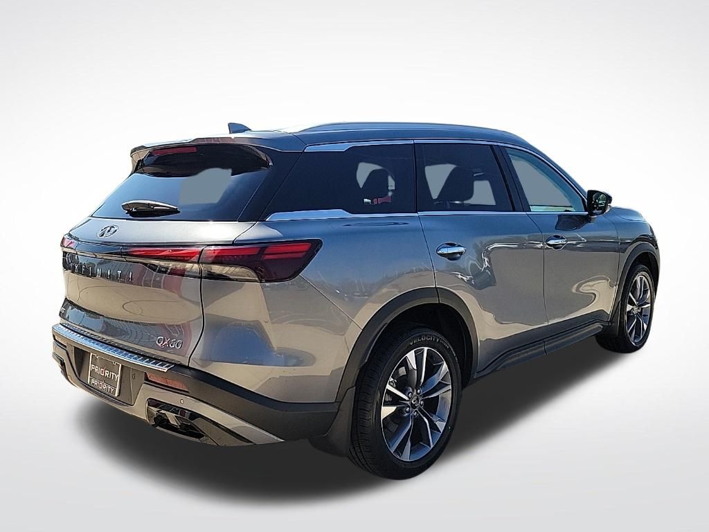 Thumbnail: 2023 INFINITI QX60 - 4