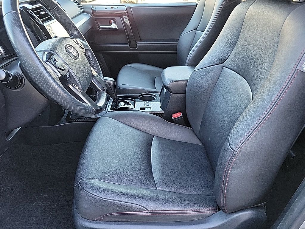 Thumbnail: 2020 Toyota 4Runner - 11