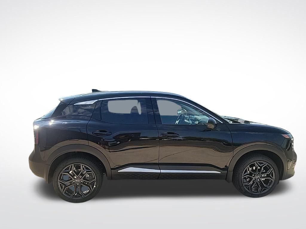 Thumbnail: 2025 Nissan Kicks - 6