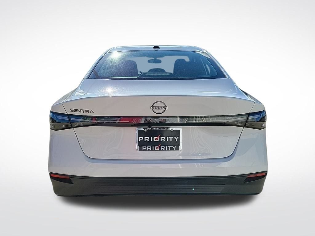 Thumbnail: 2026 Nissan Sentra - 4