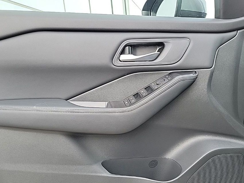 Thumbnail: 2026 Nissan Rogue - 29