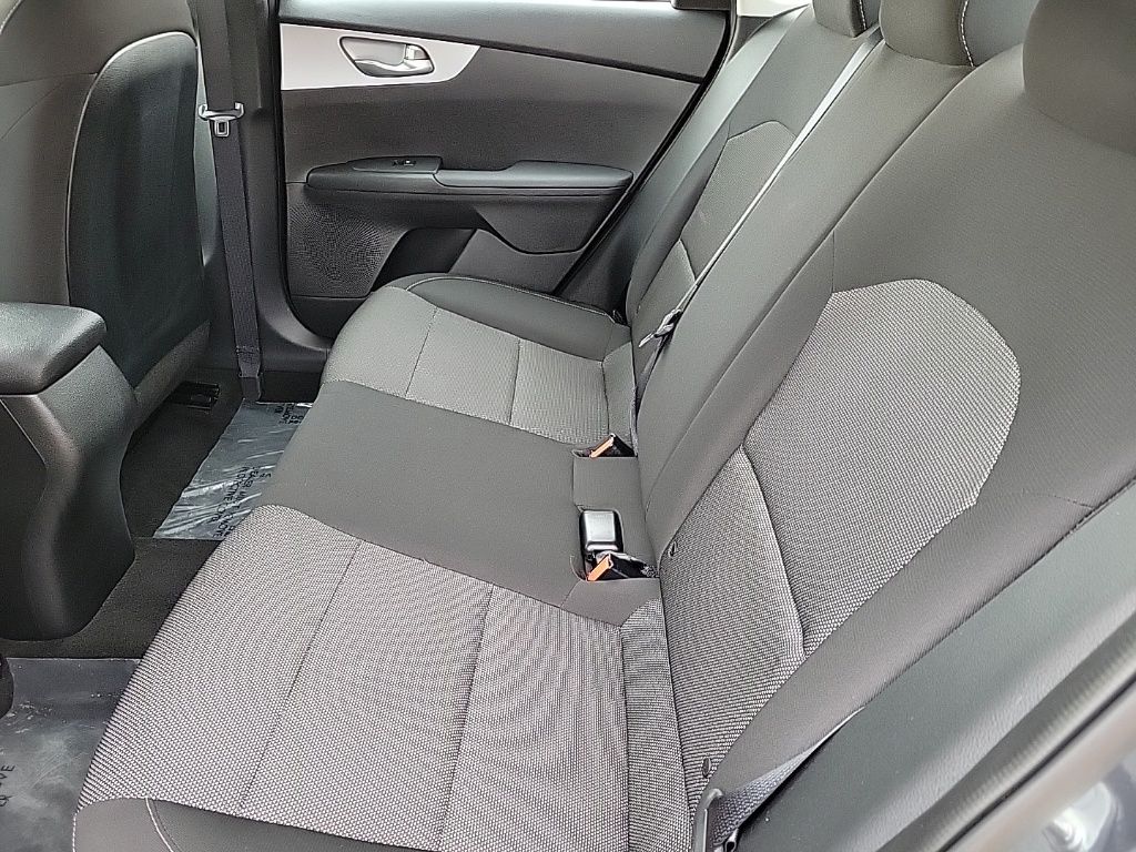 Thumbnail: 2023 Kia Forte - 13