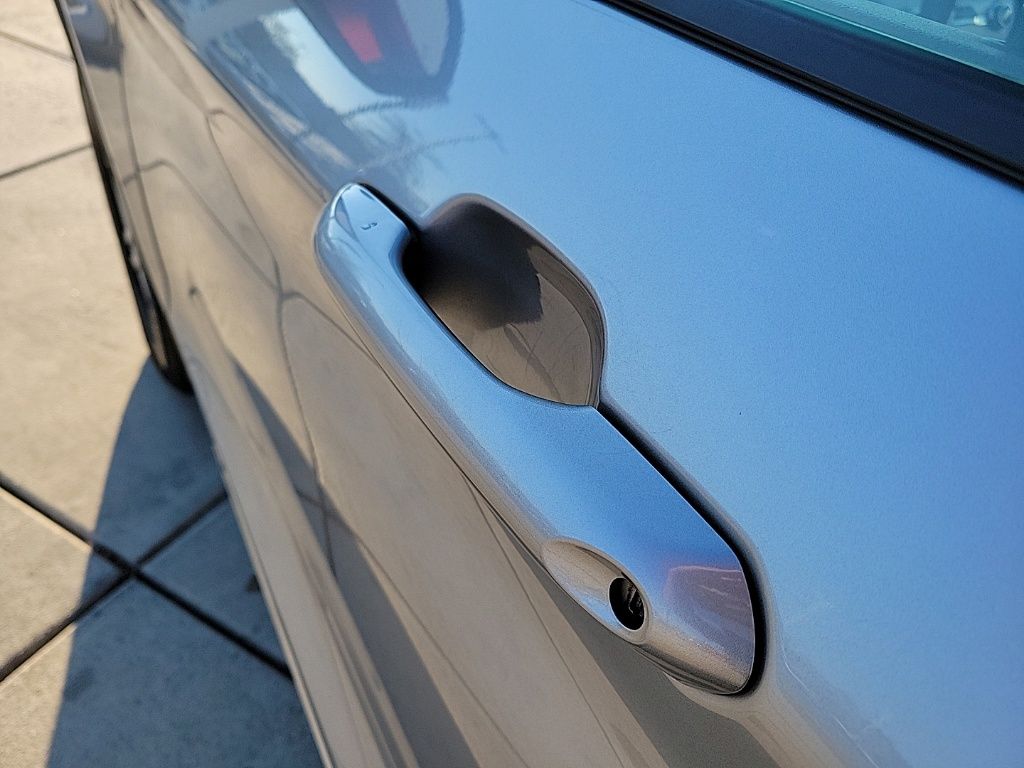 Thumbnail: 2021 Ford Explorer - 9