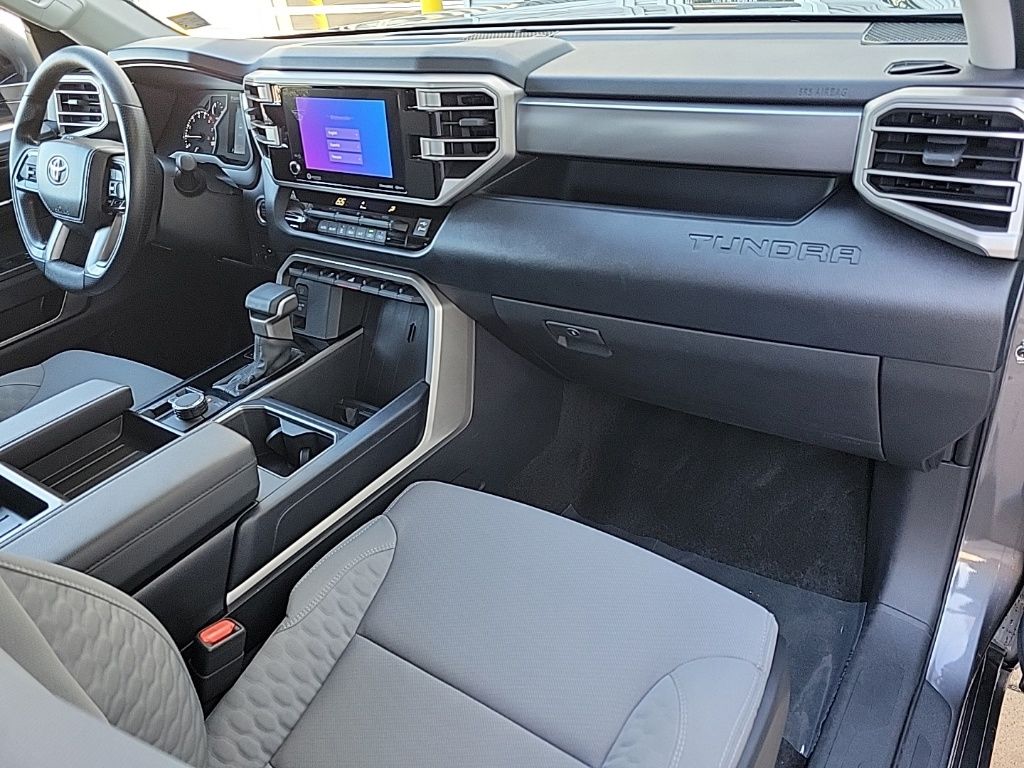 Thumbnail: 2024 Toyota Tundra - 14