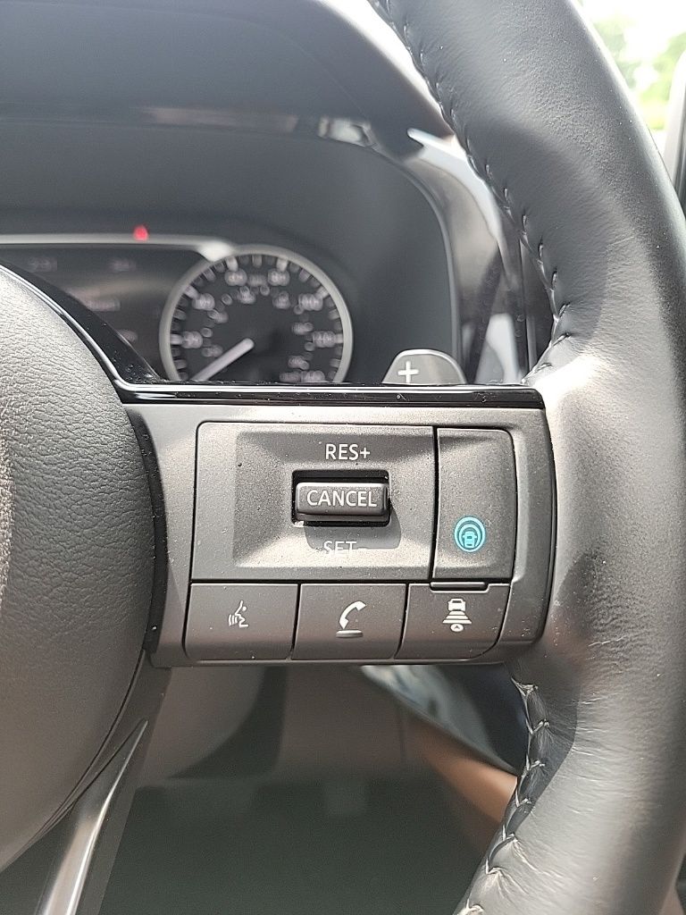 2022 Nissan Pathfinder Platinum 28