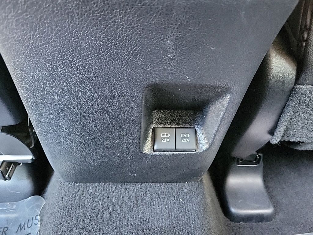 Thumbnail: 2021 Toyota 4Runner - 21