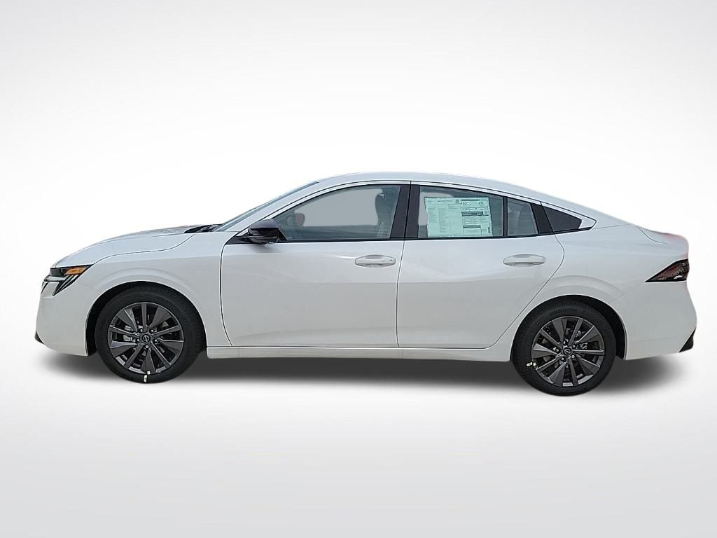 Thumbnail: 2026 Nissan Sentra - 2