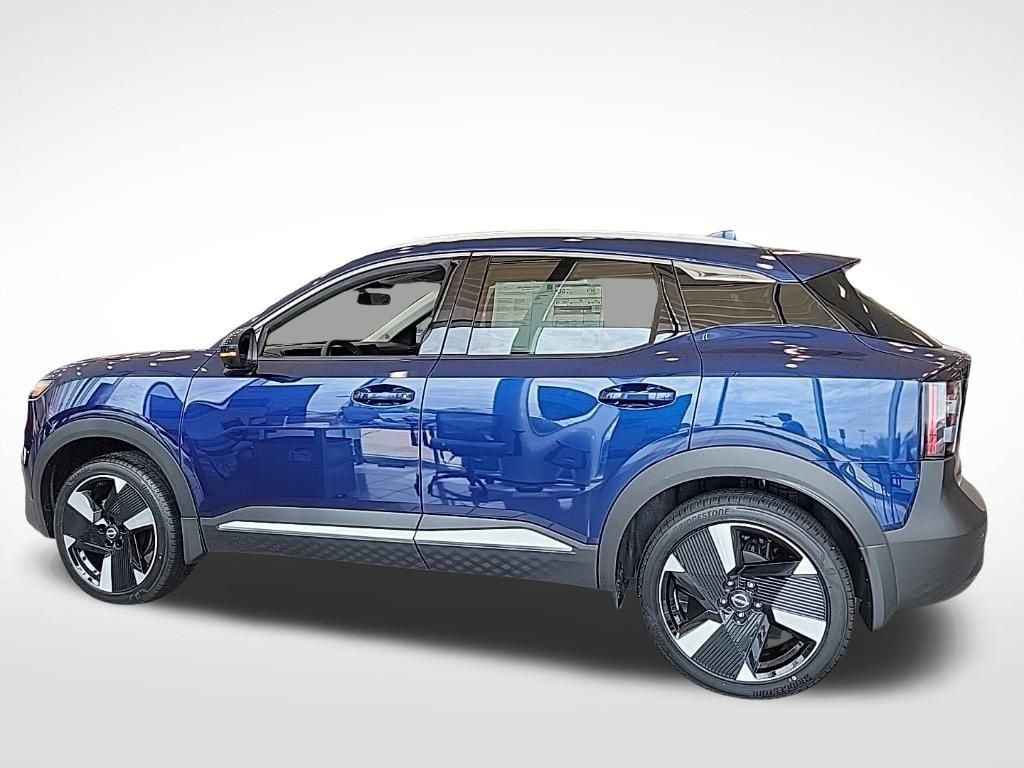 Thumbnail: 2025 Nissan Kicks - 2