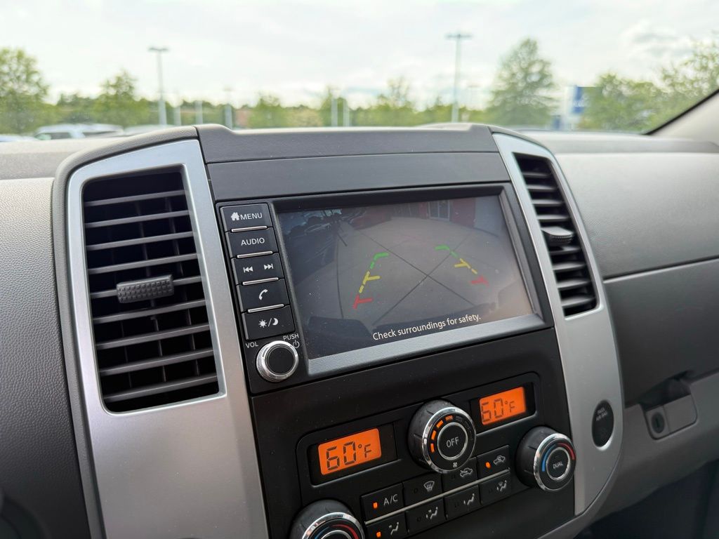 2020 Nissan Frontier SV 23