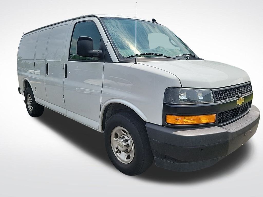 2020 Chevrolet Express 2500 7