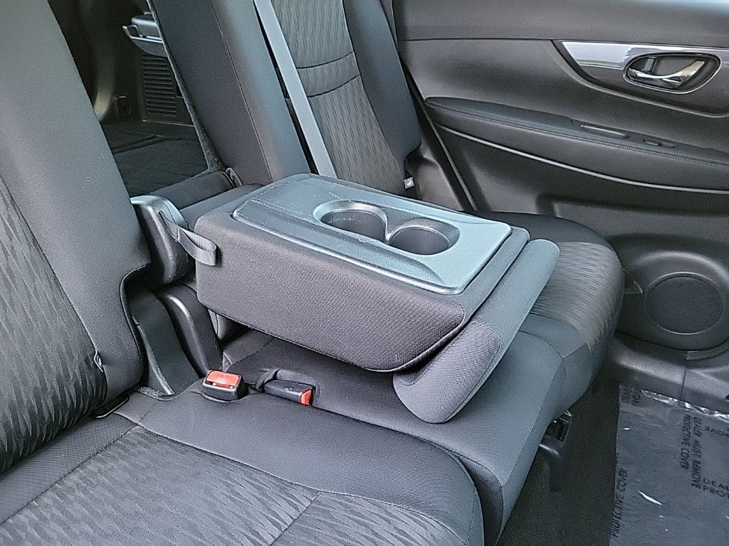 Thumbnail: 2020 Nissan Rogue - 14