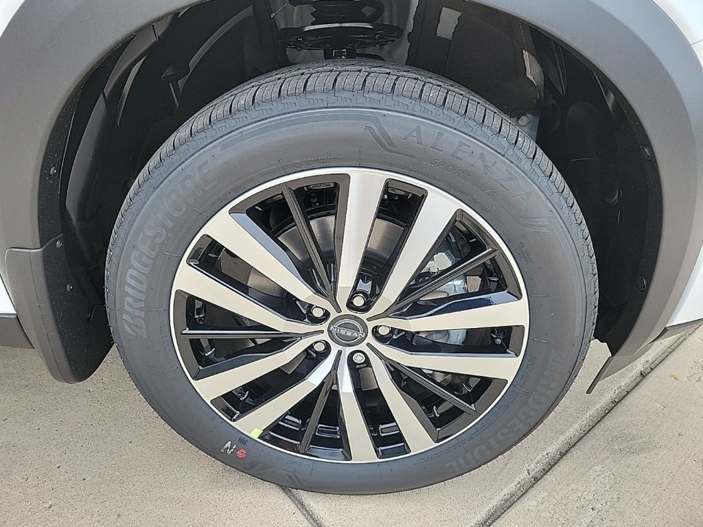 Thumbnail: 2025 Nissan Pathfinder - 9