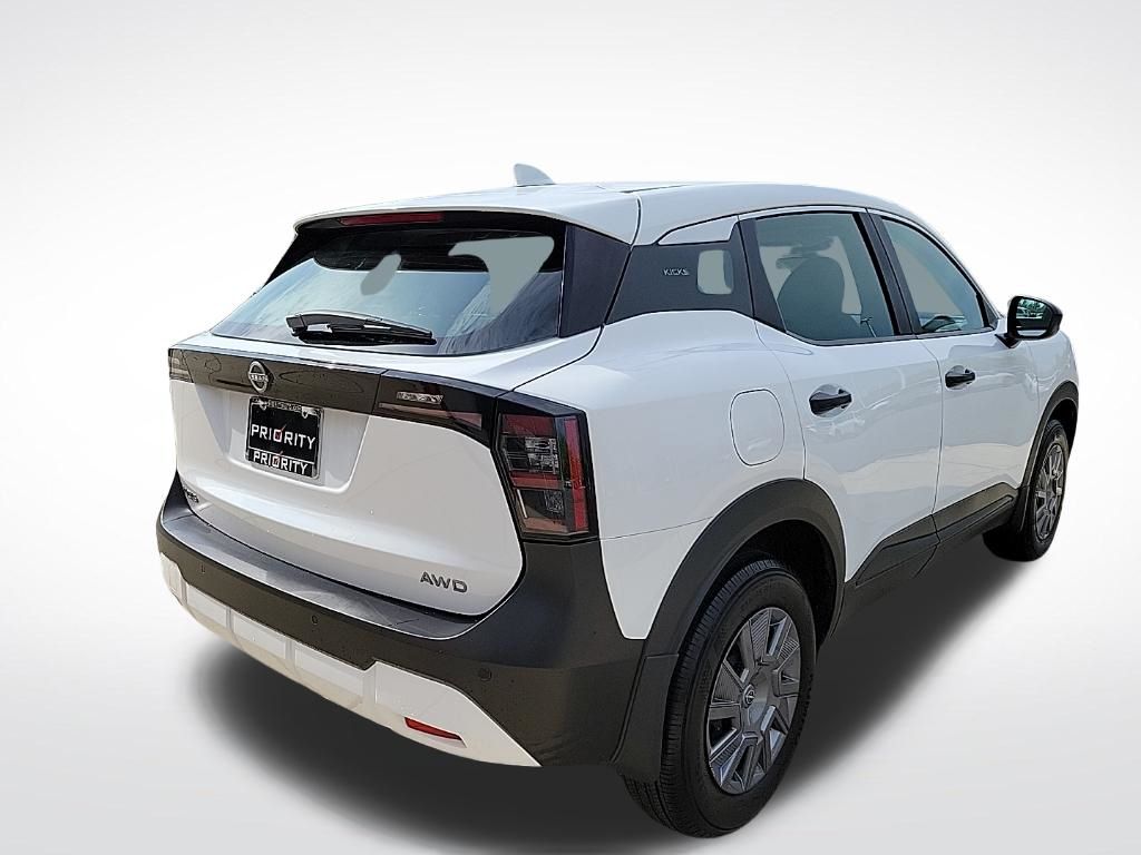 Thumbnail: 2025 Nissan Kicks - 5