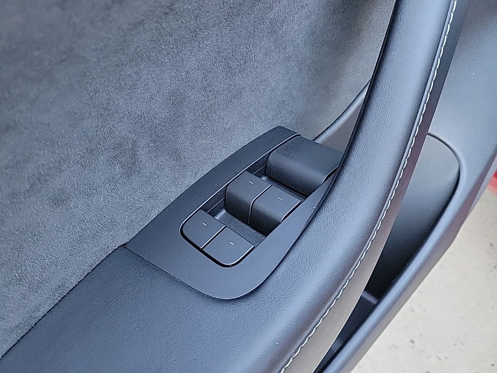 Thumbnail: 2021 Tesla Model 3 - 27