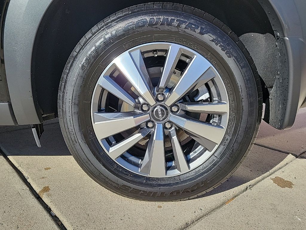 Thumbnail: 2024 Nissan Pathfinder - 9