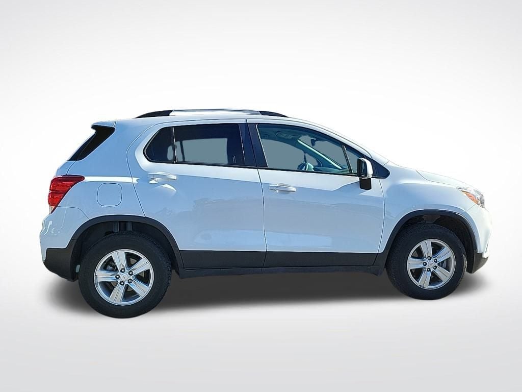 Thumbnail: 2021 Chevrolet Trax - 5