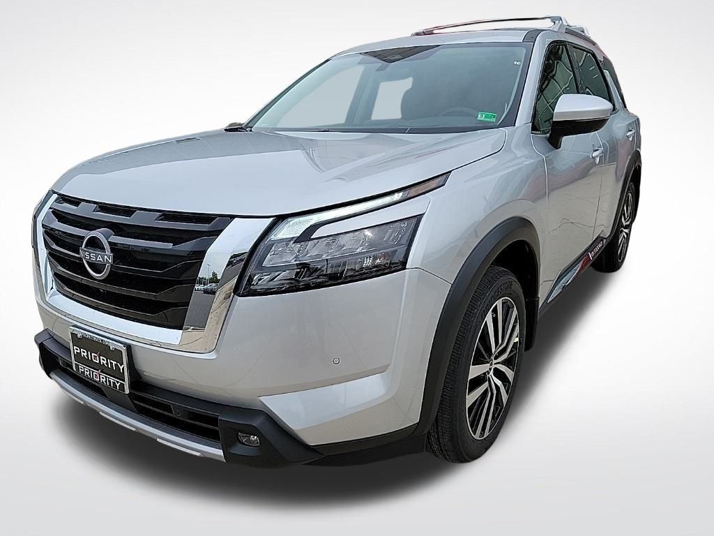 Thumbnail: 2025 Nissan Pathfinder - 1