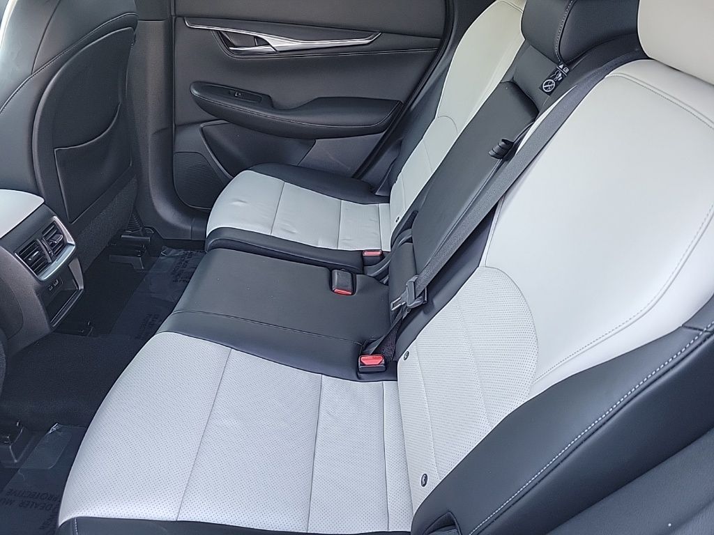 Thumbnail: 2023 INFINITI QX55 - 13