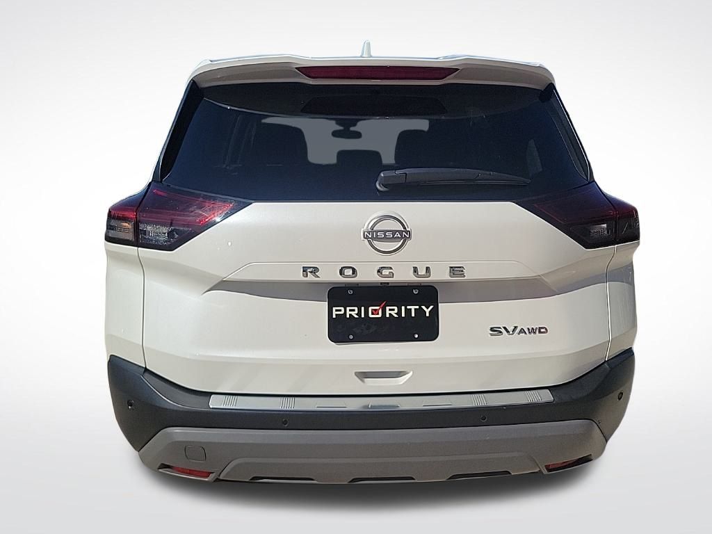 Thumbnail: 2023 Nissan Rogue - 4