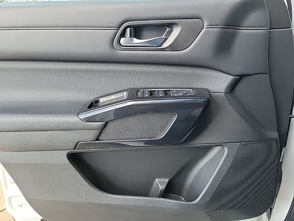 Thumbnail: 2022 Nissan Pathfinder - 34