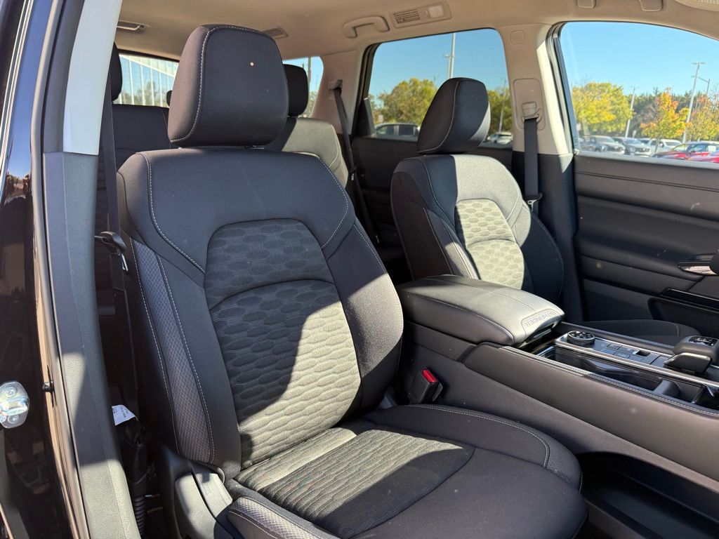 Thumbnail: 2024 Nissan Pathfinder - 28