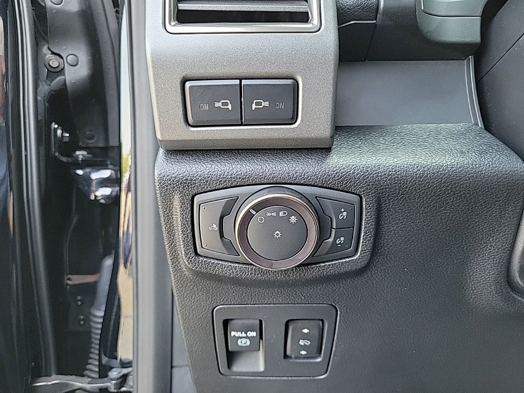 Thumbnail: 2019 Ford F-150 - 33