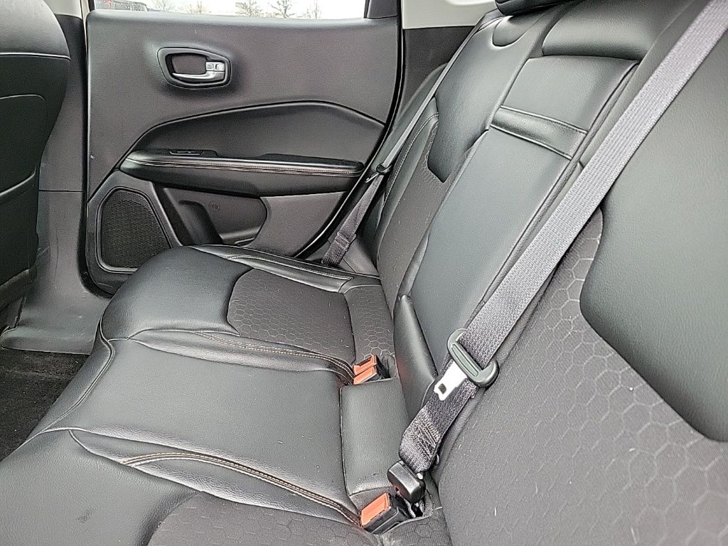 Thumbnail: 2018 Jeep Compass - 12