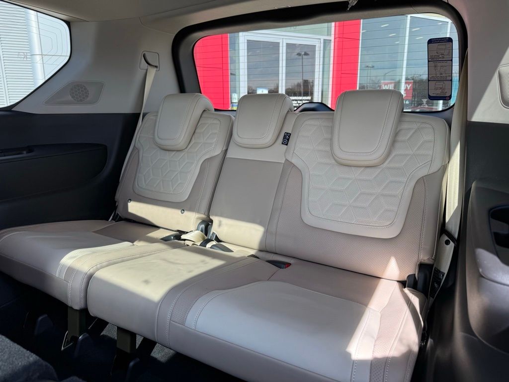 2025 Nissan Armada Platinum Edition 28