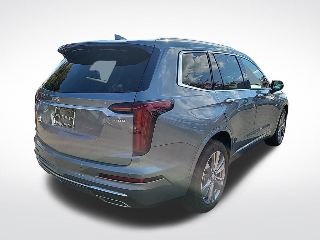 Thumbnail: 2023 Cadillac XT6 - 5