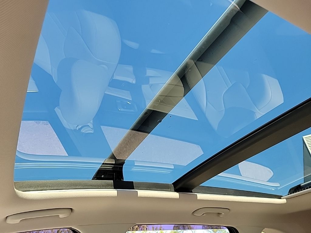 Thumbnail: 2022 Kia Sorento - 40