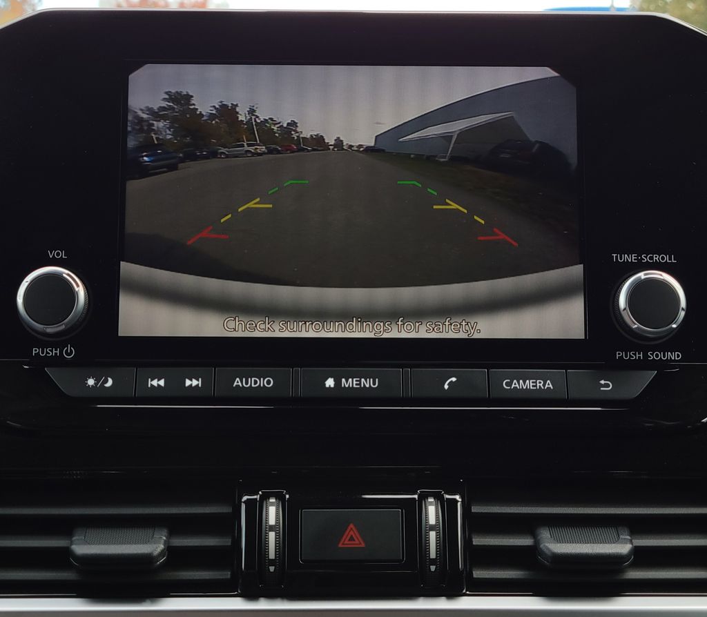 Thumbnail: 2025 Nissan Pathfinder - 27