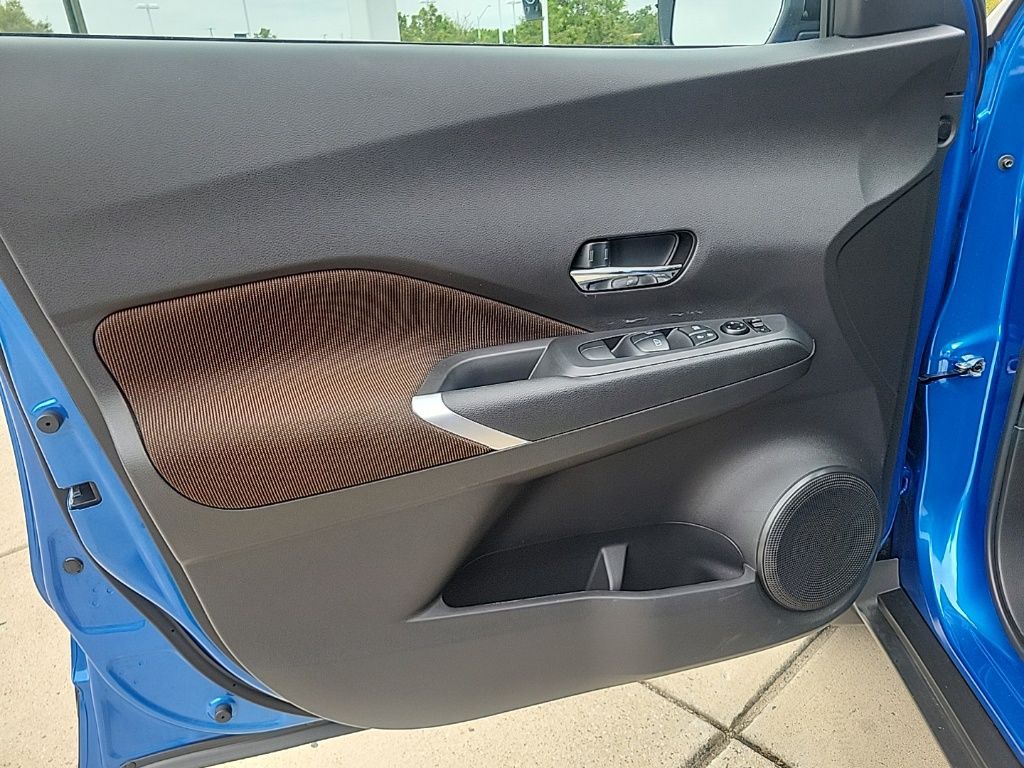 Thumbnail: 2024 Nissan Kicks - 23