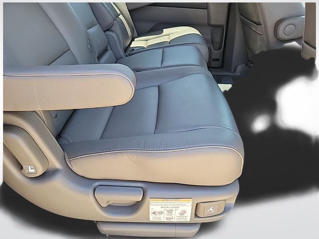 Thumbnail: 2016 Honda Odyssey - 16
