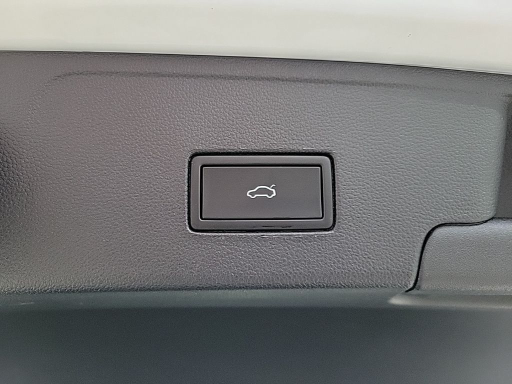 Thumbnail: 2024 Volkswagen Atlas - 19