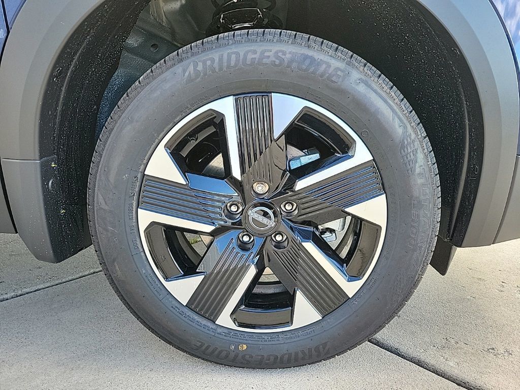 Thumbnail: 2026 Nissan Kicks - 9